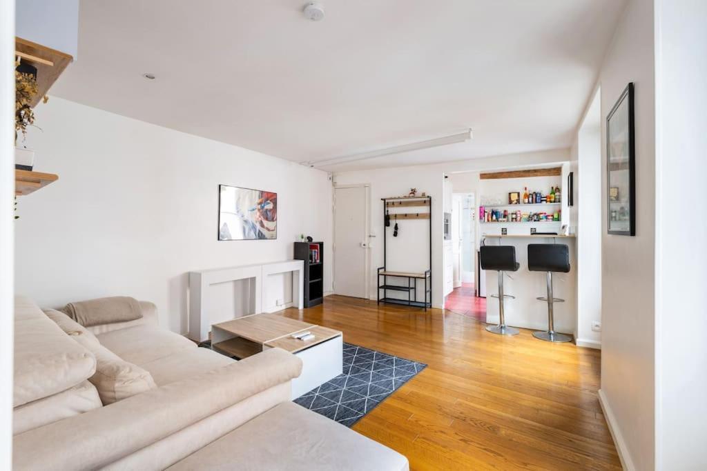 Appartamento Beautiful In Trendy 11th Parigi